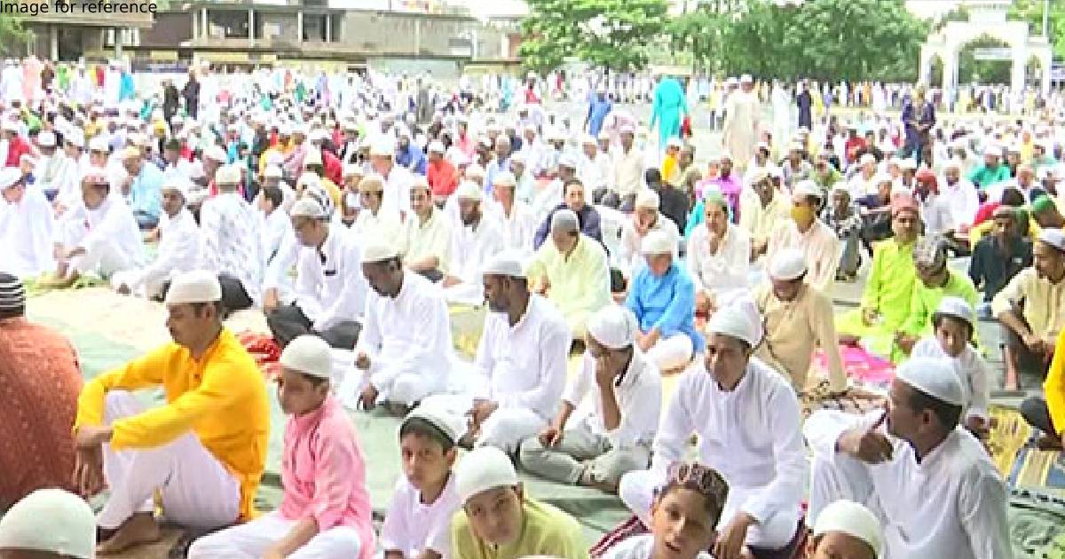 Eid-Al-Adha: Devootes from all over country offering prayers